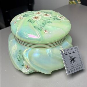 Fenton Wave Crest Pearlized Iridescent Sea Foam Green Art Glass Lidded Dish